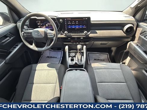 Used 2026 Chevrolet Colorado Trail Boss AWD/4WD image 38