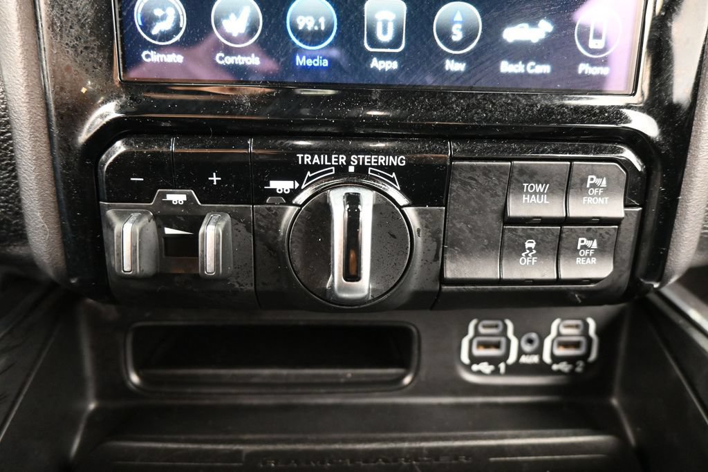 Used 2021 RAM 1500 Laramie AWD/4WD image 28