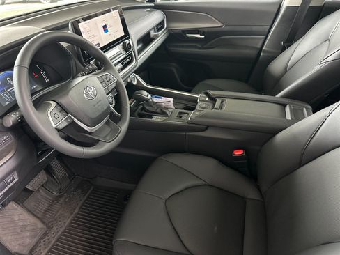 New 2026 Toyota Grand Highlander AWD Hybrid image 11