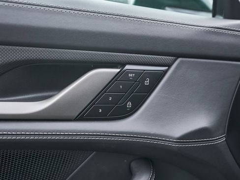 Used 2025 Porsche Taycan Turbo S w/ Premium Package image 36