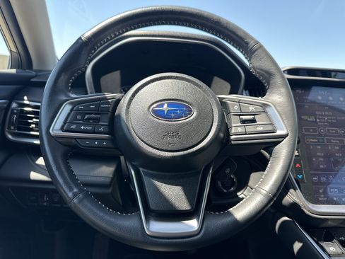 Used 2025 Subaru Outback Limited AWD/4WD image 20