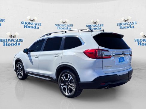 Used 2023 Subaru Ascent Limited w/ Technology Package AWD/4WD image 5