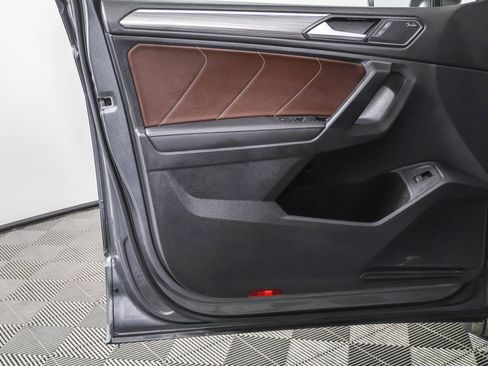 Used 2023 Volkswagen Tiguan SEL R-Line image 36