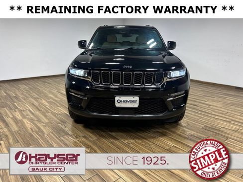 Used 2023 Jeep Grand Cherokee Limited AWD/4WD image 3