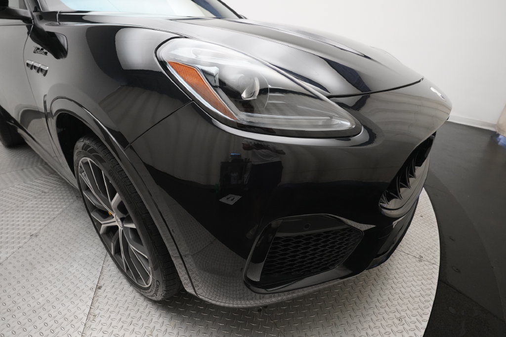 Used 2023 Maserati Grecale Modena AWD/4WD image 24