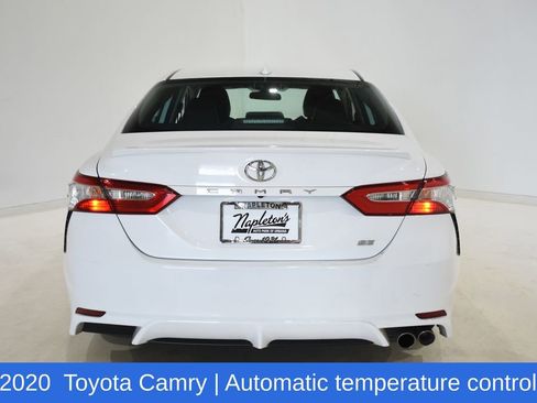 Used 2020 Toyota Camry SE w/ Carpet Mat Package FWD image 5