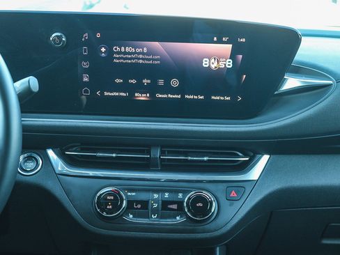 Used 2024 Buick Envista Preferred w/ Convenience I Package image 14