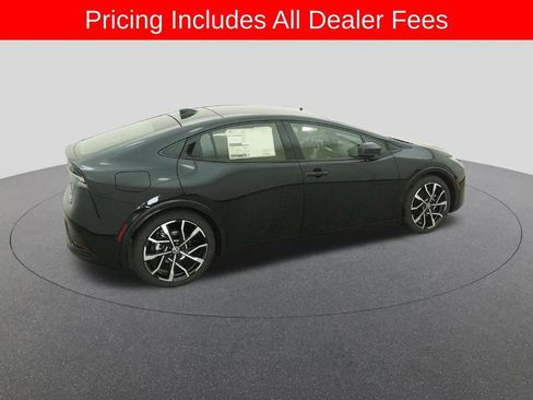 New 2026 Toyota Prius Plug-In Hybrid FWD image 10