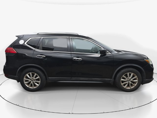 Used 2017 Nissan Rogue SV FWD image 4