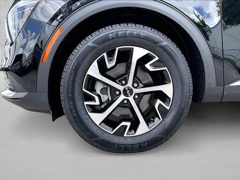Used 2024 Kia Sportage EX FWD image 10