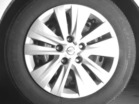 Used 2025 Nissan Sentra S image 12