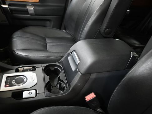 Used 2016 Land Rover LR4 HSE Silver Edition image 30