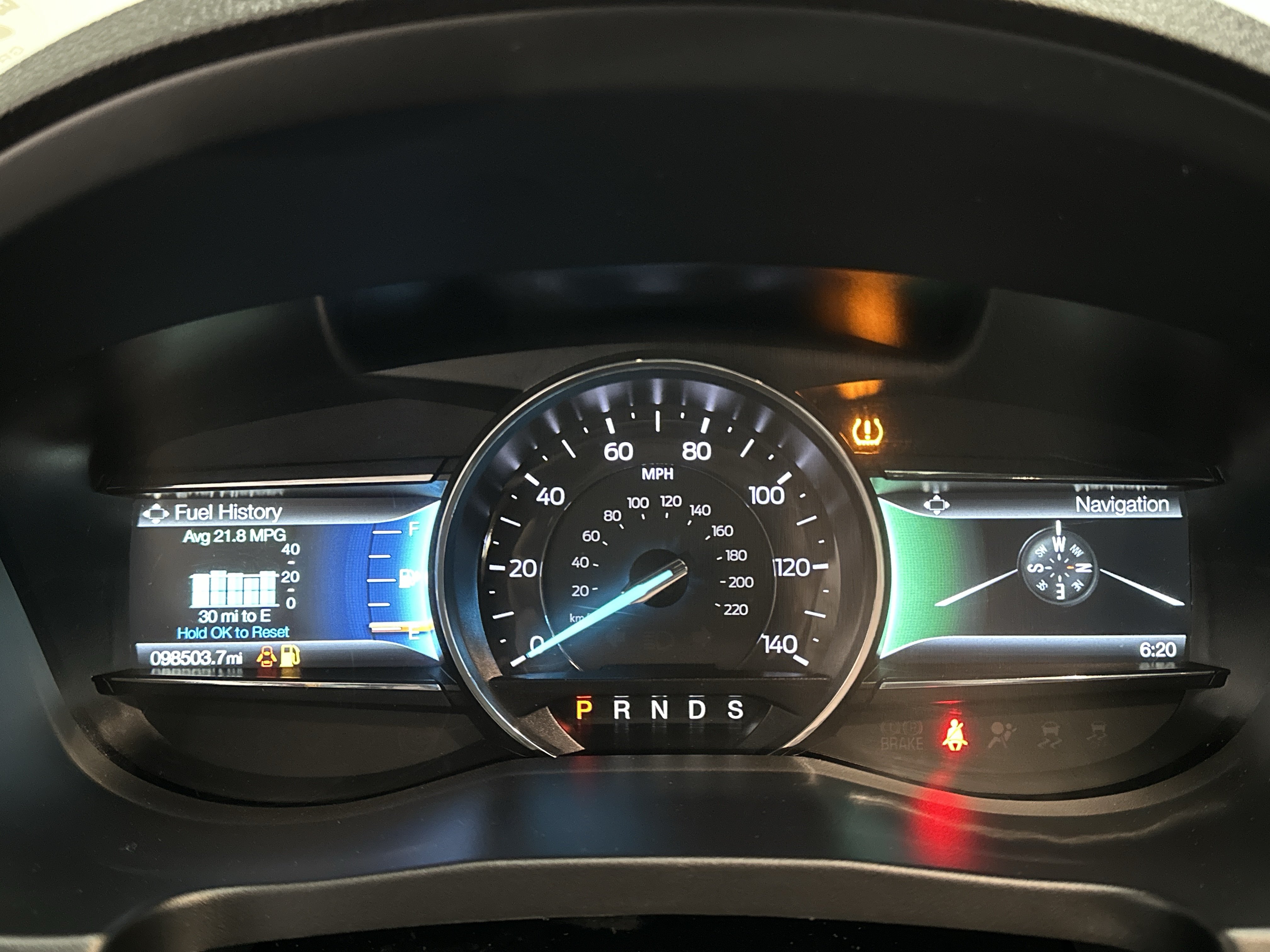 Used 2018 Ford Explorer XLT w/ Equipment Group 202A AWD/4WD image 29