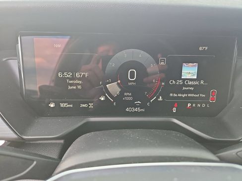 Used 2025 GMC Acadia Elevation AWD/4WD image 33