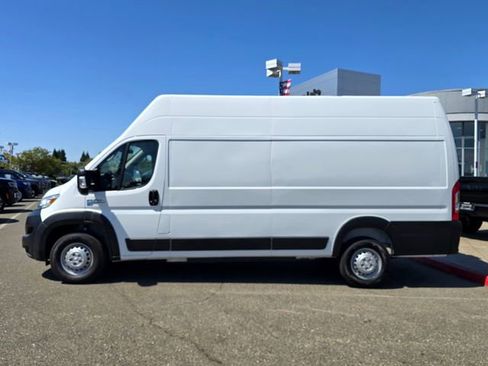 New 2025 RAM ProMaster 3500 FWD image 7