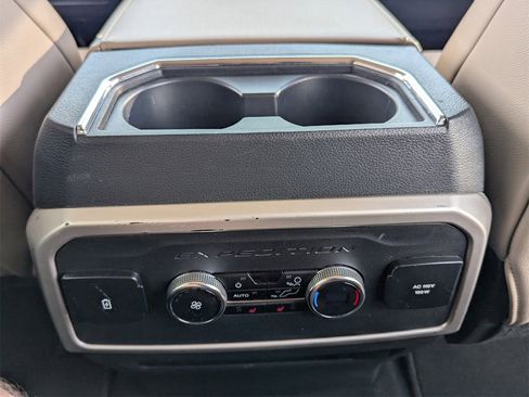 Used 2024 Ford Expedition Max Limited image 25