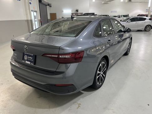 Certified 2024 Volkswagen Jetta Sport FWD image 9