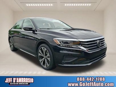 Used 2022 Volkswagen Passat 2.0T SE