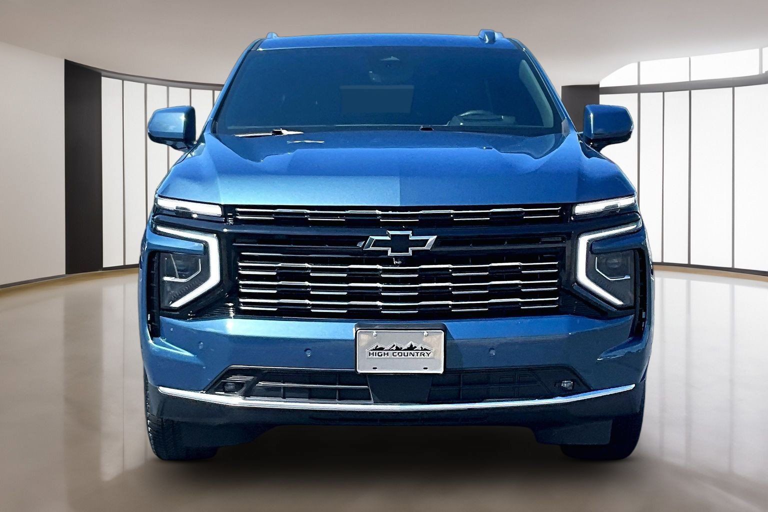 Used 2025 Chevrolet Tahoe High Country RWD image 2
