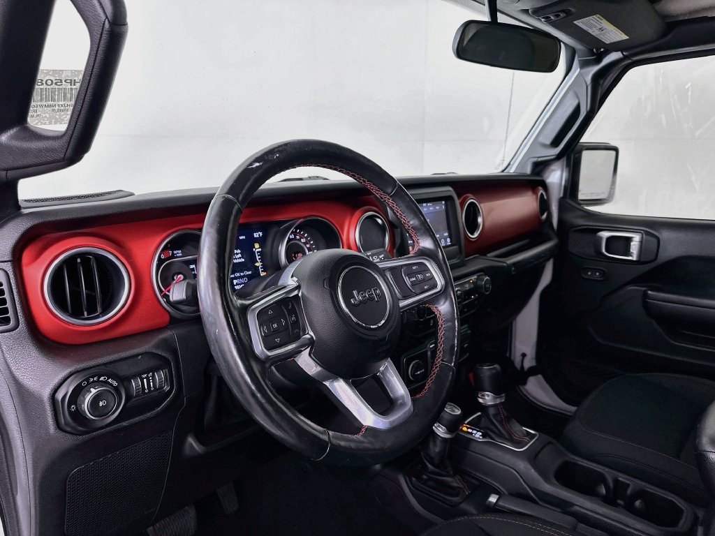 Used 2021 Jeep Wrangler Unlimited Rubicon w/ Cold Weather Group AWD/4WD image 9
