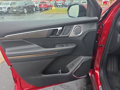 New 2026 Buick Enclave Avenir w/ Super Cruise Package image 13