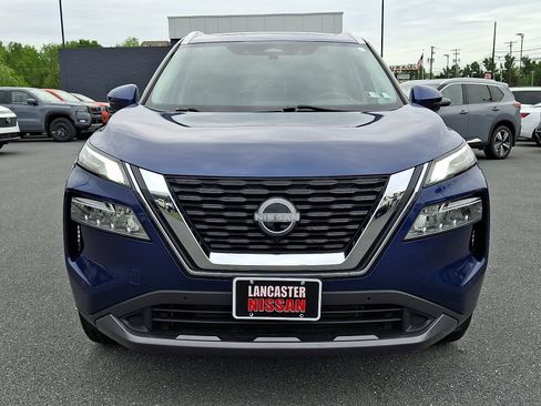 Certified 2023 Nissan Rogue SL w/ SL Premium Package AWD/4WD image 2