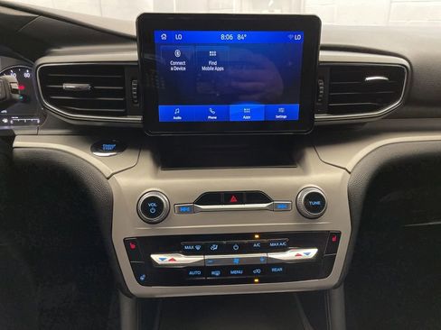 Used 2023 Ford Explorer XLT w/ Equipment Group 202A image 21