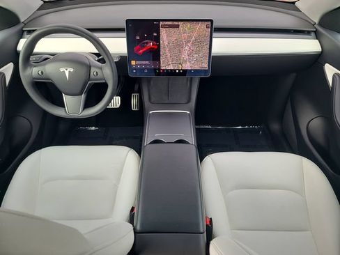 Used 2022 Tesla Model Y Performance AWD/4WD image 17