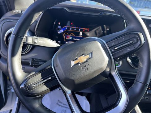 Used 2024 Chevrolet Colorado LT image 18