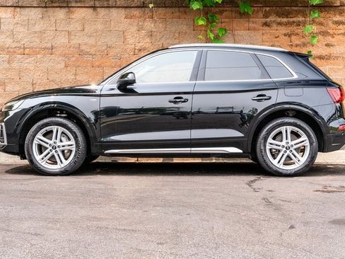 Used 2021 Audi Q5 e Premium Plus w/ Premium Plus Package image 8