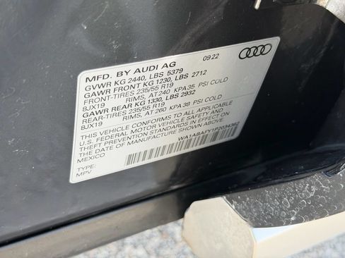 Used 2023 Audi Q5 2.0T Premium w/ Convenience Package AWD/4WD image 22