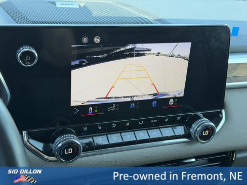 Used 2025 GMC Canyon Denali AWD/4WD image 9