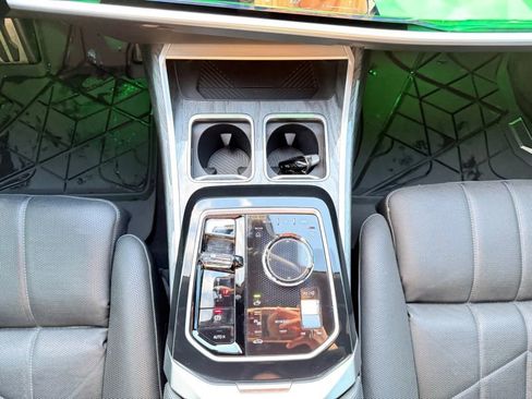 Used 2023 BMW 760i xDrive w/ Parking Assistance Package image 24