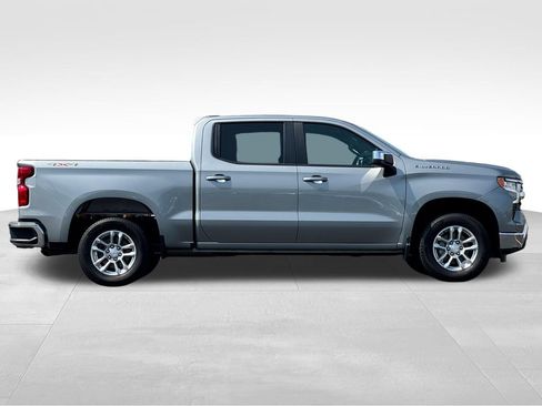 Used 2024 Chevrolet Silverado 1500 LT AWD/4WD image 8