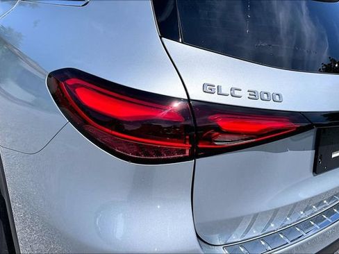Used 2026 Mercedes-Benz GLC 300 4MATIC image 17