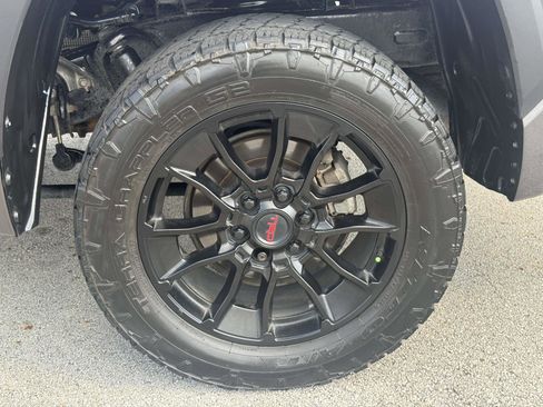 Used 2022 Toyota Tundra SR5 AWD/4WD image 6