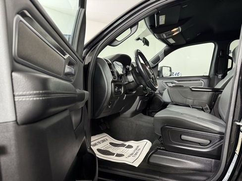 Used 2023 RAM 1500 Big Horn image 11
