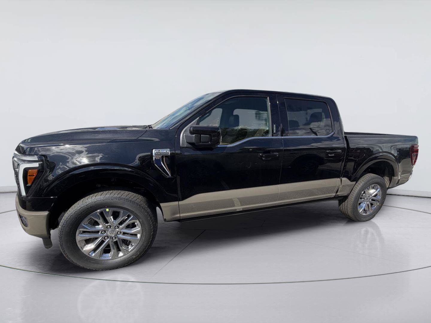 New 2026 Ford F150 King Ranch w/ Equipment Group 601A High AWD/4WD image 2