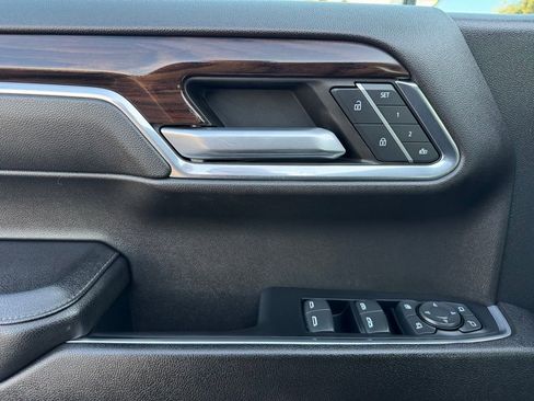 Used 2023 GMC Sierra 1500 SLT w/ SLT Premium Package image 38