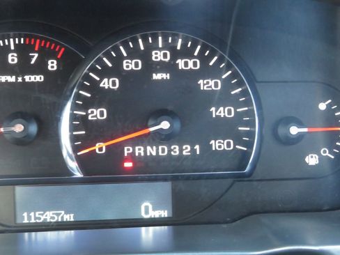 Used 2010 Cadillac DTS Luxury FWD image 20