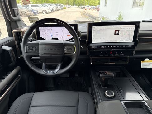 New 2025 GMC Hummer EV 2X image 14
