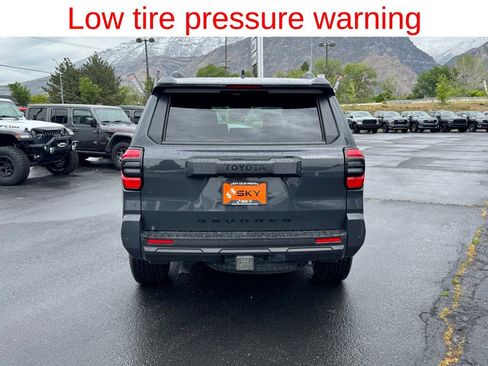 Used 2025 Toyota 4Runner TRD Off-Road AWD/4WD image 5