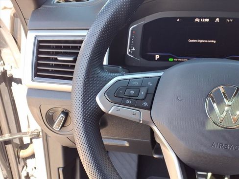 Used 2023 Volkswagen Atlas Cross Sport SEL R-Line image 15