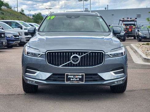 Used 2019 Volvo XC60 T5 Inscription FWD image 2