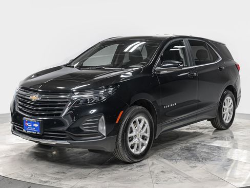 Used 2022 Chevrolet Equinox LT image 1