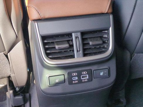 Certified 2025 Subaru Outback Touring XT w/ Popular Package #2 AWD/4WD image 19