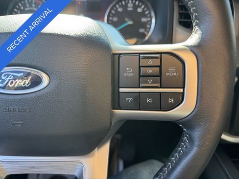 Used 2024 Ford Expedition XLT image 28