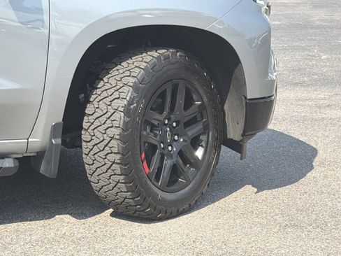 Used 2023 Chevrolet Silverado 1500 RST w/ Redline Edition RWD image 5