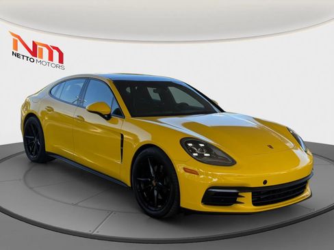 Used 2018 Porsche Panamera 4 image 7