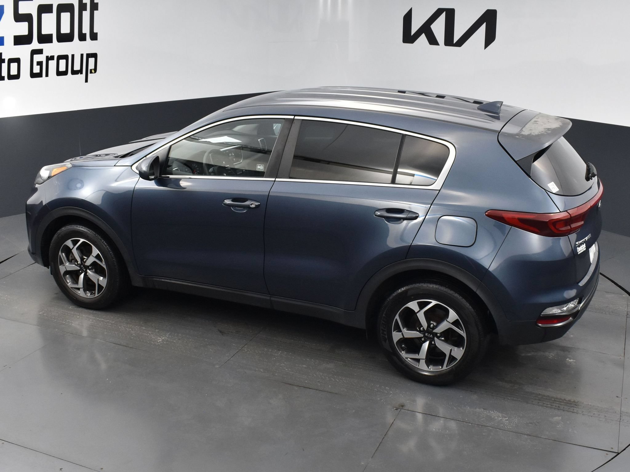 Used 2020 Kia Sportage LX FWD image 11